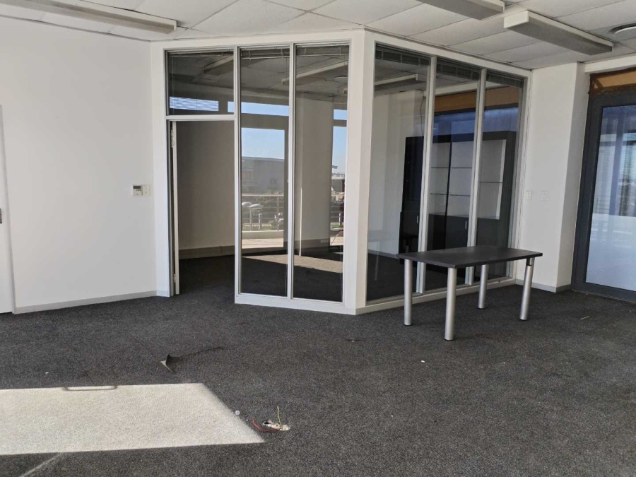 To Let commercial Property for Rent in Sanddrift Western Cape